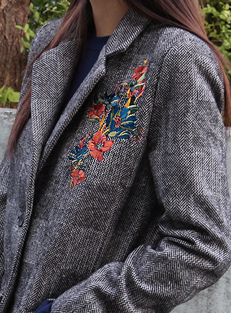 embroidered plaid jacket (2 colors)