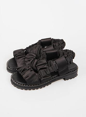 shirring strap black sandals