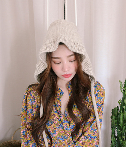 lovely knit bonnet (3 colors)