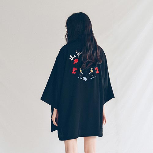 rose embroidery robe (2 colors)