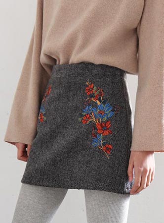 flower embroidery herringbone skirt (2 colors) 