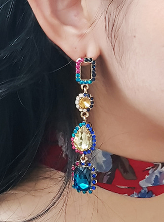 unbalanced multi color cubic earring