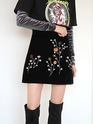 velvet flower skirt (2 colors)