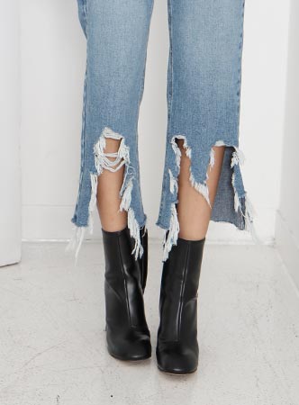 destroyed ankle jeans 