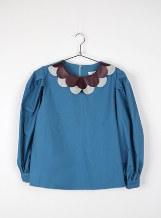 scallop collar puff blouse (2 colors)