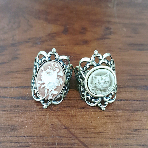 antique cameo ring (2 types)