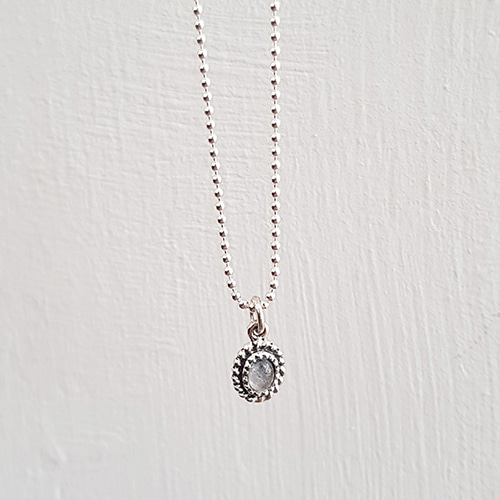 (silver925) moon stone necklace