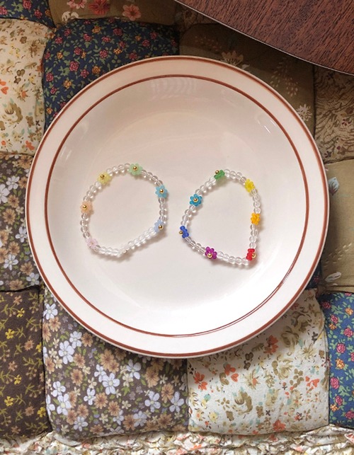 flower shower beads bracelet (2 colors)