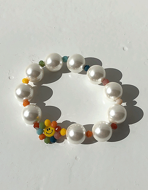candy pearl + smile flower bracelet