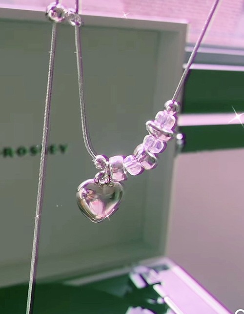 line heart cubic necklace