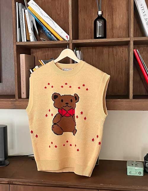 cute bear knit vest(2colors)