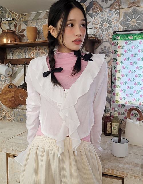winter peach frill blouse (2 colors)