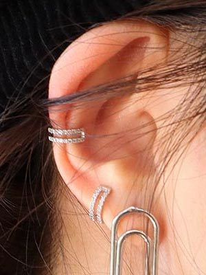 2 line cubic earcuff