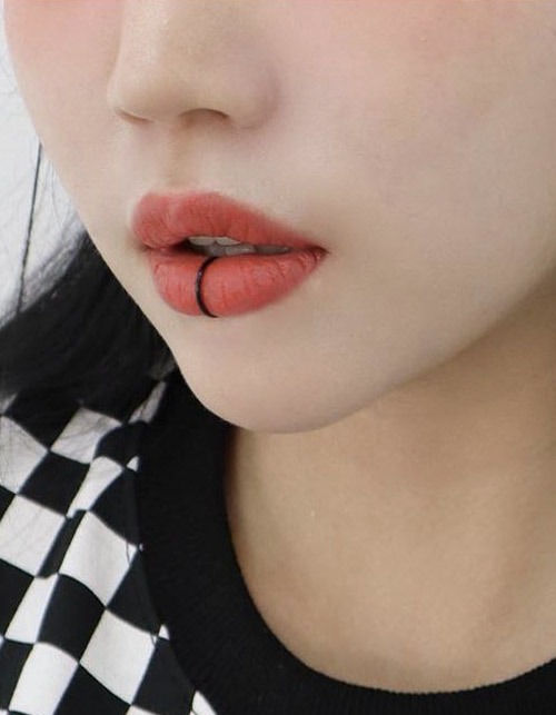 black lip and nose cuff(입찌,코찌)