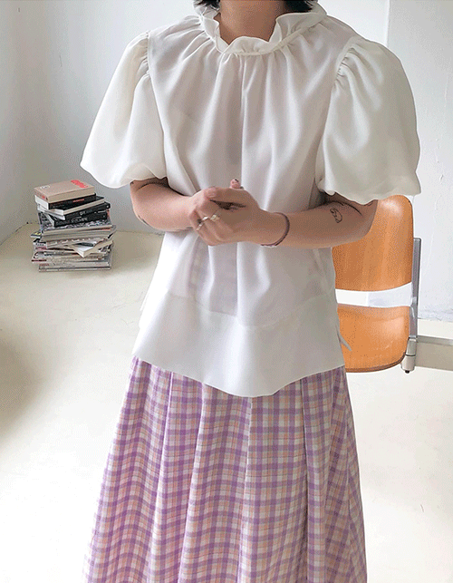 back ribbon blouse (2 colors)